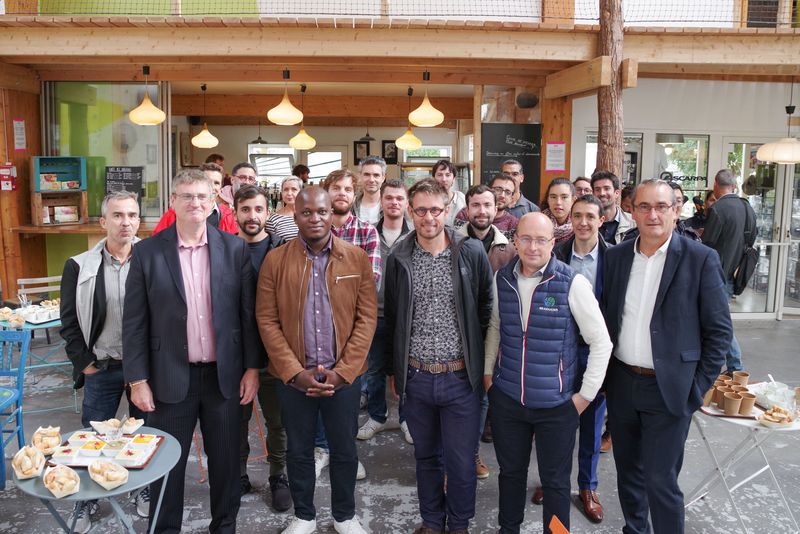 Photo de groupe - Séminaire 10/2019 Photo de groupe - Séminaire 10/2019